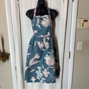 Vintage Now Designs Floral Apron with Halter Neck